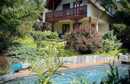 Apartamenty Kornaje - Szczawnica Jaworki - komfortowe apartamenty, basen, sauna, duży ogród, blisko szlaków i stoku narciarskiego - Photo 2