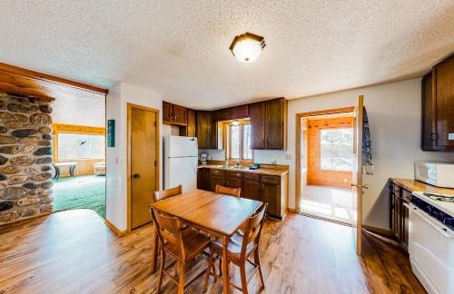 Mitten Lake Retreat - Foto 10