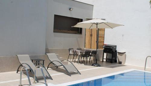La Alcoholera - Photo 3