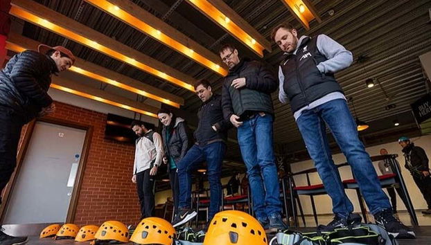 Preparándonos para practicar rápel