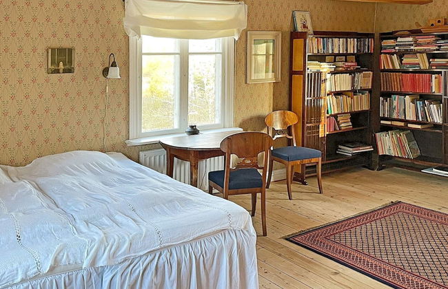 Idyllic Family Retreat Close to the Sea - Photo 2