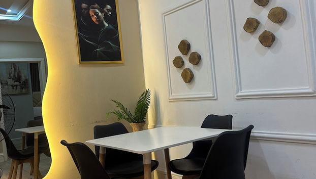 majestic villa residence - Foto 3, Servicio de comidas en la habitación