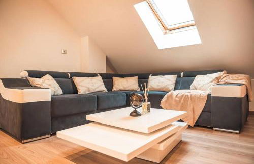 Les temps heureux - Foto 1