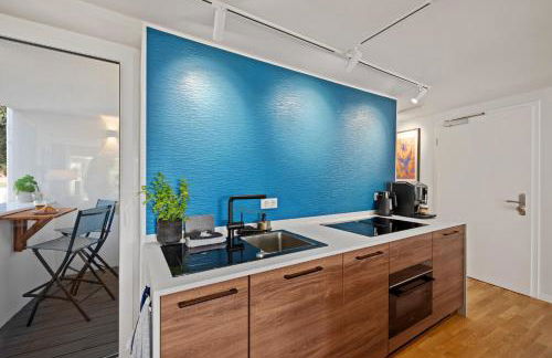 MAISUITES Eisvogel - Zentrale Luxuswohnung mit direktem Seeblick I Bis 4 Personen I Premiumküche I Boxspringbett I Kaffeevollautomat I Parkplatz I Barrierearm & Aufzug - Foto 14