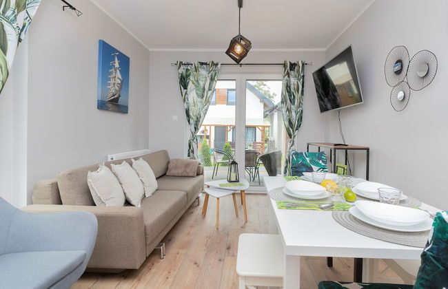 Coast Apartment With Terrace by Renters - Photo 25