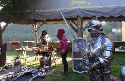 Au Pied du CHÂTEAU - 5 à 11 personnes - Baignade-canoë-piste cyclable à 100 m - Foto 62
