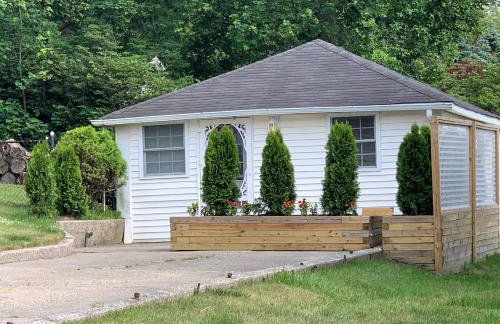 Seaside Stay: Waterfront with Views & Beach Access - Foto 2