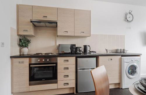 Trafford Stays - Work & Leisure - Foto 10