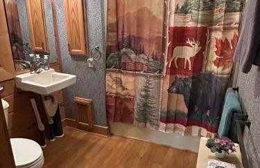 Misty Creek Log Cabins - Foto 35