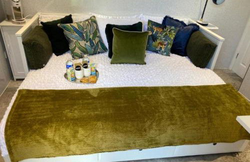 Oakwood Cabin Retreat in Bexleyheath - Foto 36