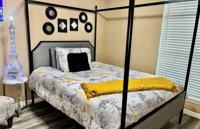 Katy Hideaway Charming 3 Bdr! - Foto 7