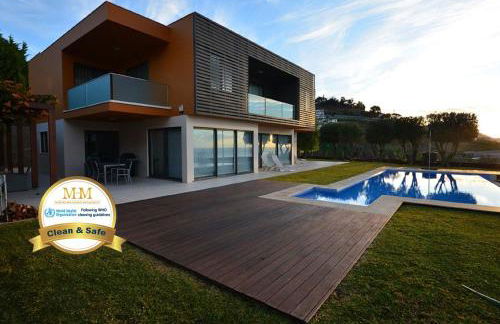 Villa Vitoria - by LovelyStay - Foto 1