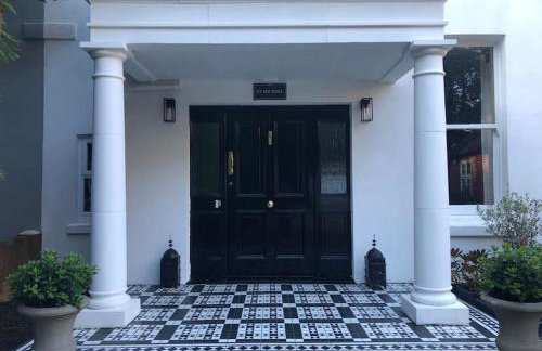 2 double bedroom large modern self contained apartment Free parking - Foto 26