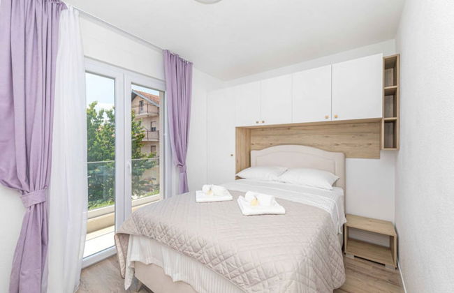 Expansive Retreat With Private Pool & Bbq, Near the Beach - Foto 10