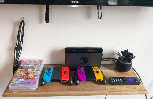 Bohemian Compound with Hot Tub - Foto 11