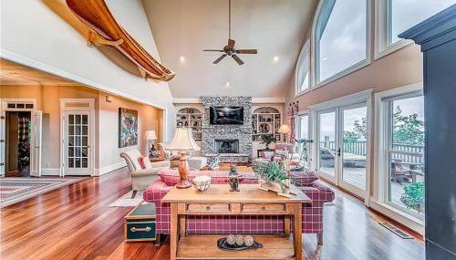 Eagles View - Gorgeous Mountain Views Luxury Interiors Telescope Library - Foto 5, Other