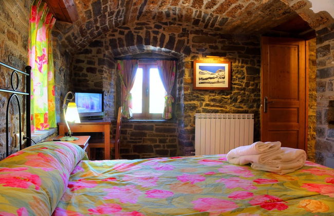 Casas Pirineo Aínsa: Historic Palace & Garden - Foto 9