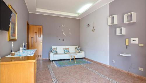 Nice Apartment In Marina Di Caronia - Foto 2