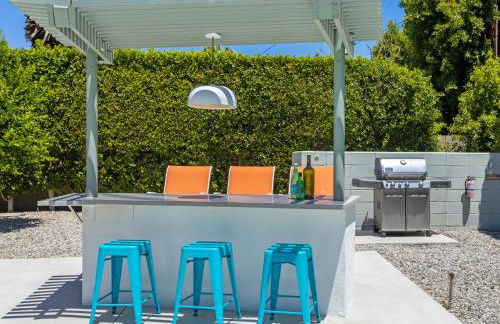 Shaken Not Stirred in Sunrise Park by Acme House Company - Foto 26