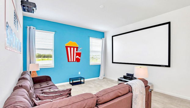 16 Guest Lakefront Home w Pool BBQ - Foto 3, Habitación