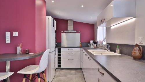 Chalet au bois des écureuils classé trois étoiles. - Photo 4, dishwasher, toaster