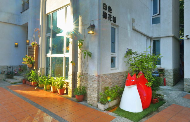 White Cotton Candy B&B - Photo 69