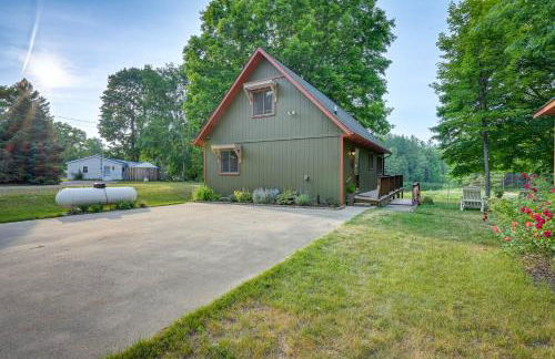 Peaceful Waterfront Cabin on Tittabawassee River! - Foto 38