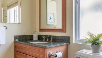 Ocean View Retreat Mins to Beaches & Trails - Photo 3