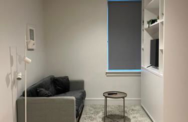 Voyager Haus Apartments, EV Charging Stations, London Heathrow Airport, LHR, Terminal 4, RE-Energise & GO - Foto 31