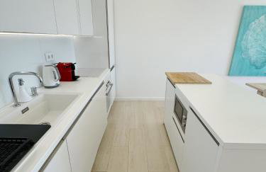 Seafront Apartment in Quarteira - Foto 5