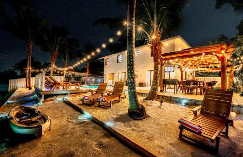 Waterfront Villa with Beach, Game Room, Cinema and Spa - Foto 47