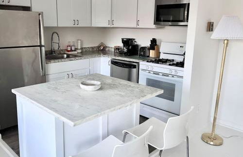 Crystal City Boutique Flats 2BR - Free Parking 2878 - Foto 18