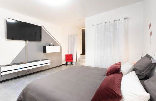 Nuit romantique avec Jacuzzi SPA privatif proche TOULOUSE - Foto 21