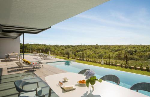 Design Villa Noble with Spa - Photo 6