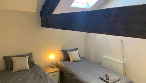 RIVERSIDE APARTMENT IN THE CENTRE - Foto 4