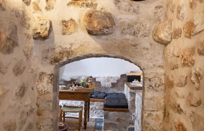 Dandy Villas Tower House Built in 17th Century Pool - Photo 27