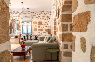 1944-Heritage House - Photo 3