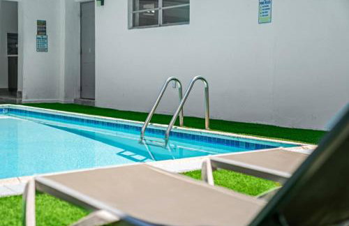 Luxury Vacation House in Miami’s Center! - Photo 18