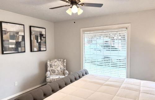 Spacious 8BR Modern Retreat Pool Table RV - Foto 36