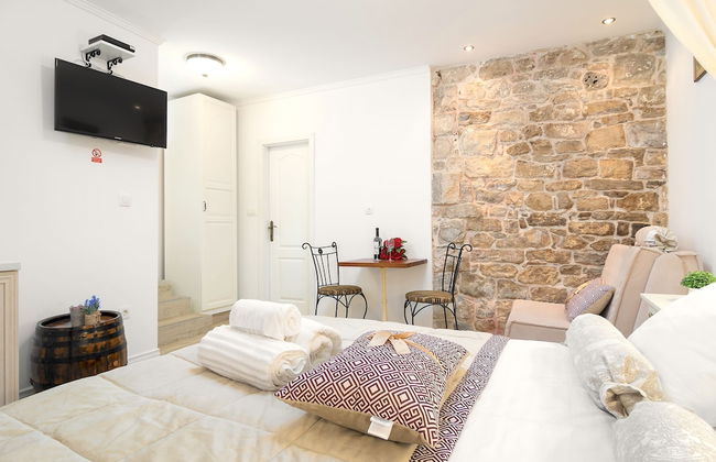 Gaius Aurelius Valerius - Photo 5