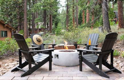 Timberline by AvantStay Stunning Chalet Cabin w Hot Tub Pool Table Home Theater - Foto 4