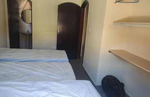 Casa piscina com ozônio churrasqueira perto da praia - Foto 12