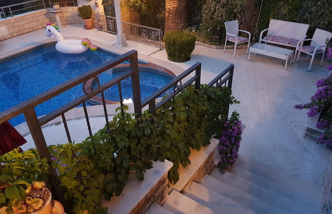 Villa Masha is a Detached House, Very Finely Accommodating 6 to 7 Persons - Foto 12