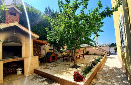 SEA VIEW- spacious apartment with shared pool - Foto 27