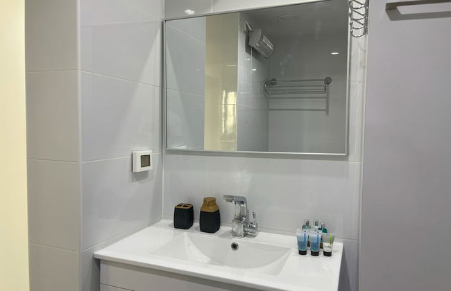 AirTLV - Luxury Apartment Port of Jaffa - Photo 27