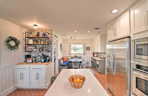 Spacious Getaway about 12 Acres, Views, and Hot Tub! - Foto 8