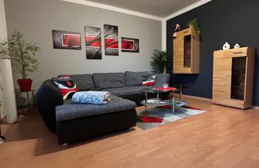 Große helle Ferienwohnung mit Balkon, ruhig gelegen mit guter Verkehrsanbindung - Foto 3