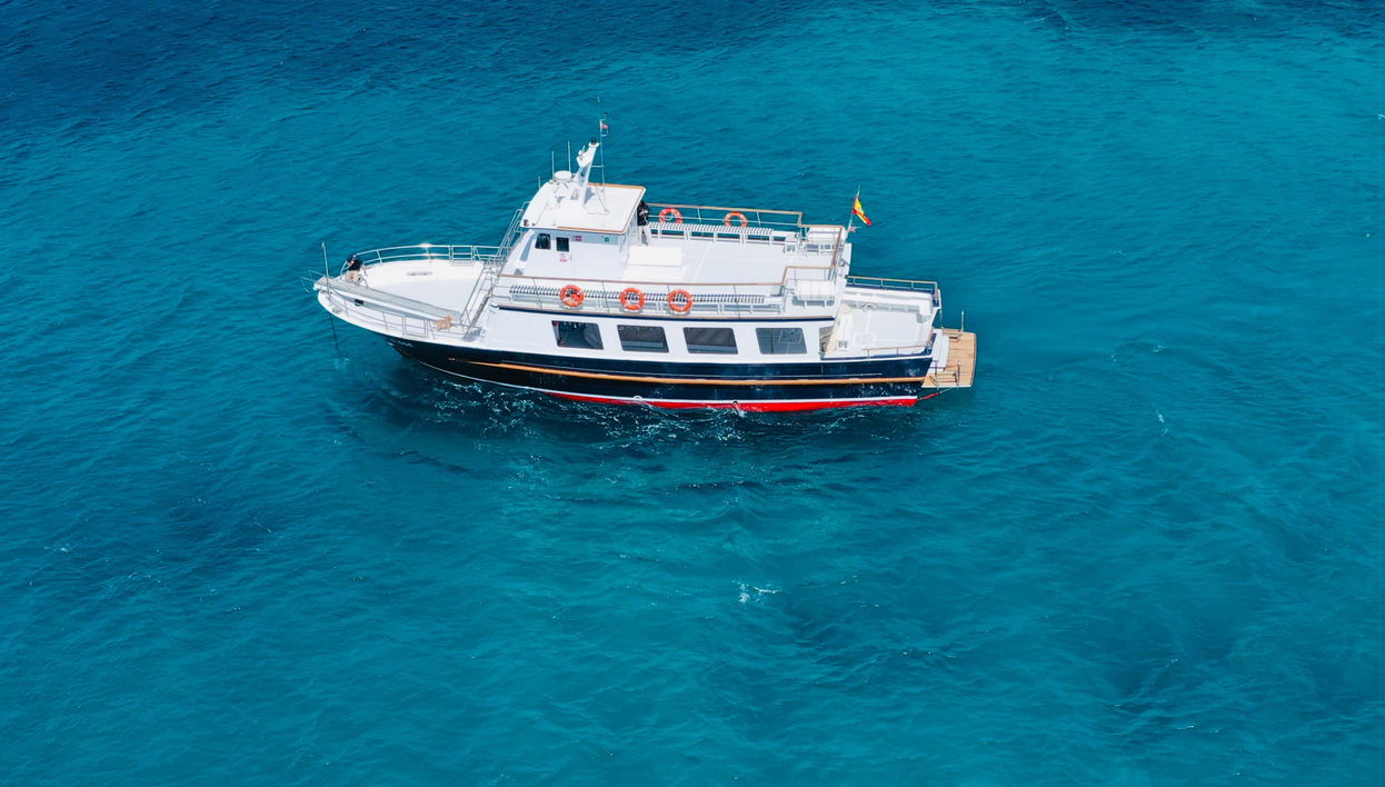 Paseo en barco por la bahía de Palma