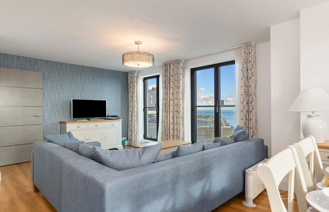 Apartment 8 Waterstone House - Luxury Apartment, Sea Views, Pet Friendly - Photo 23