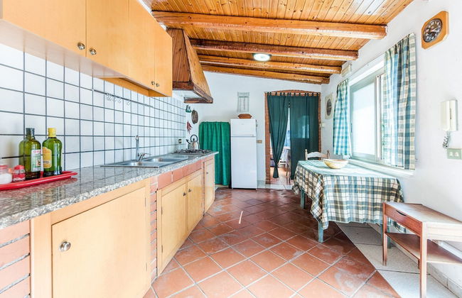 Sun Kissed Holiday Home in Agnone near Beach - Foto 5